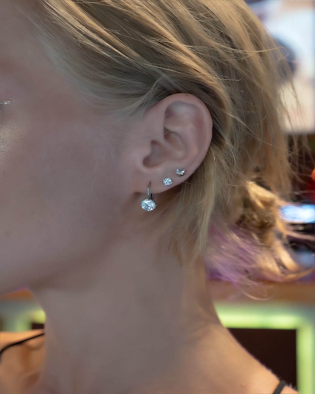 Jewellery — drop earrings